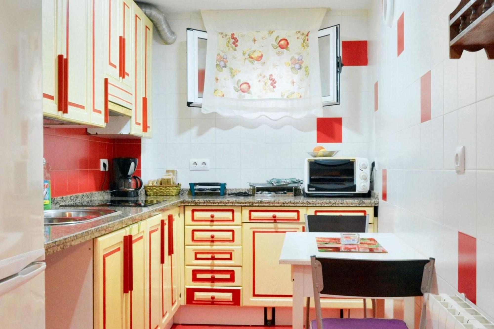 Comfortable Apartment In Caceres 55 M² Welcoming Terrace 외부 사진